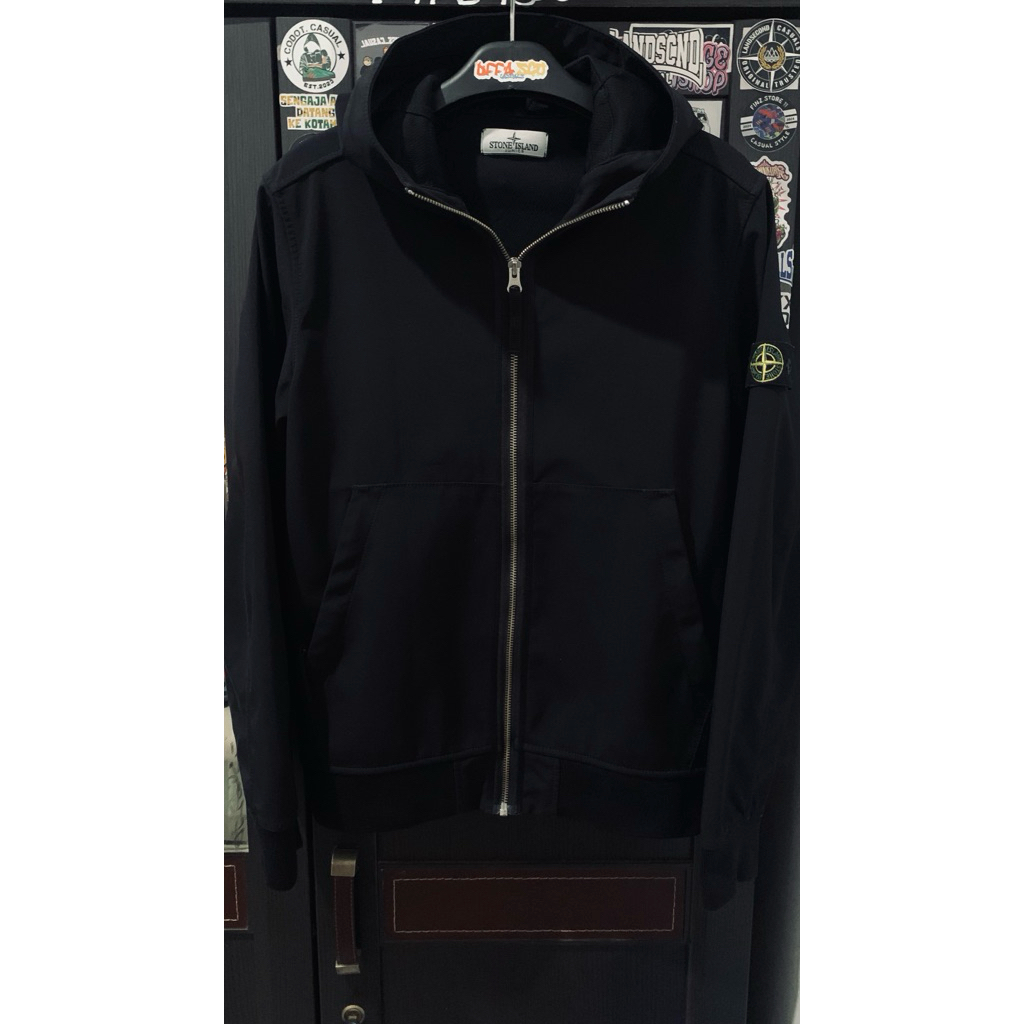Softshell stone island