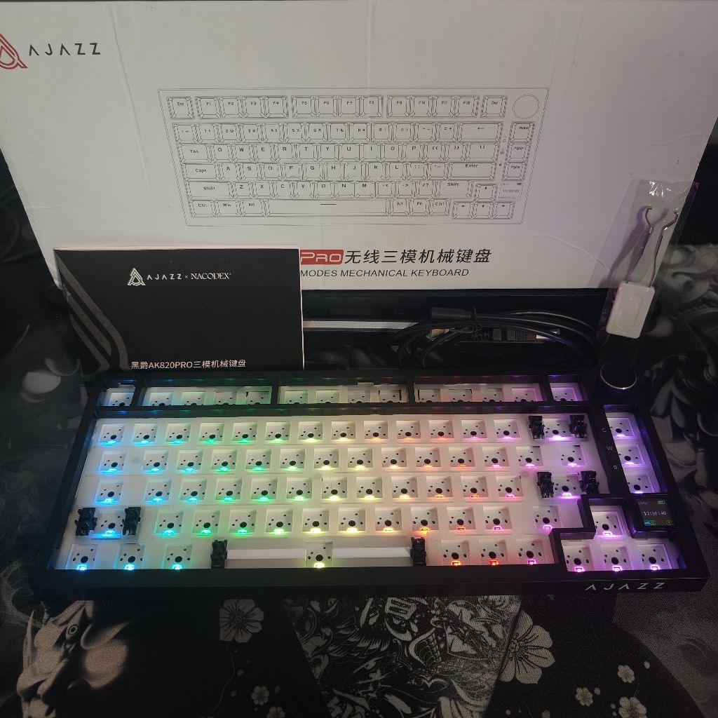 BAREBONE MECHANICAL KEYBOARD AJAZZ AK820 GTS PRO  75% OLED GASKET RGB - BLACK