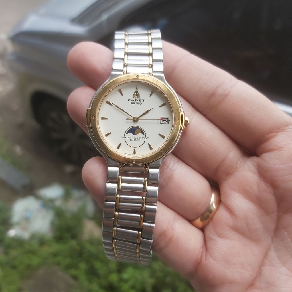 Seiko Cadet Moonphase Quartz Movement 6F32 6000 Seiko Vintage