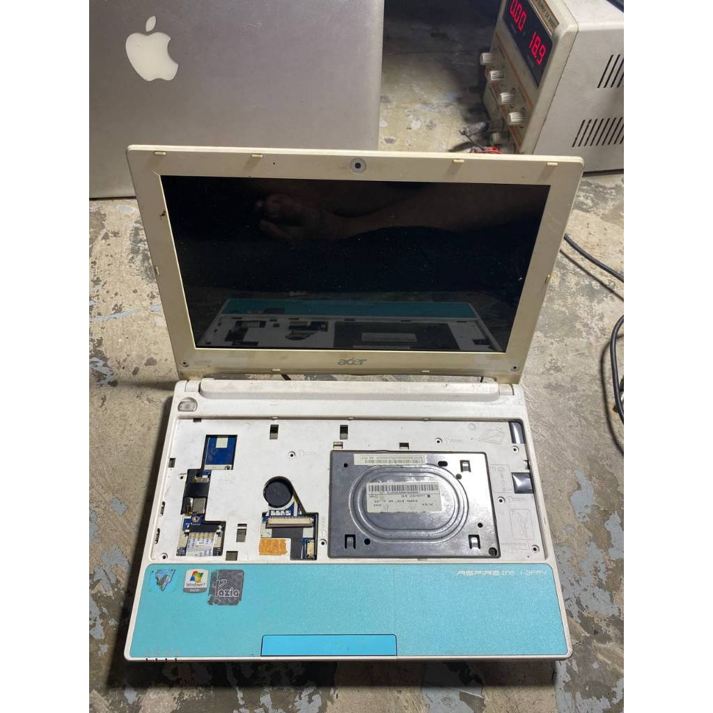 1022 Acer aspire one happy N55DQB2B