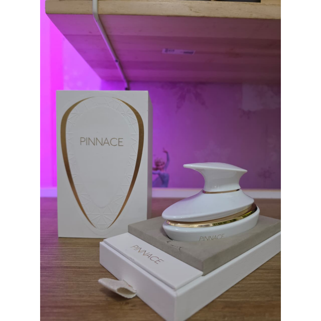 French Avenue Pinnace Preloved