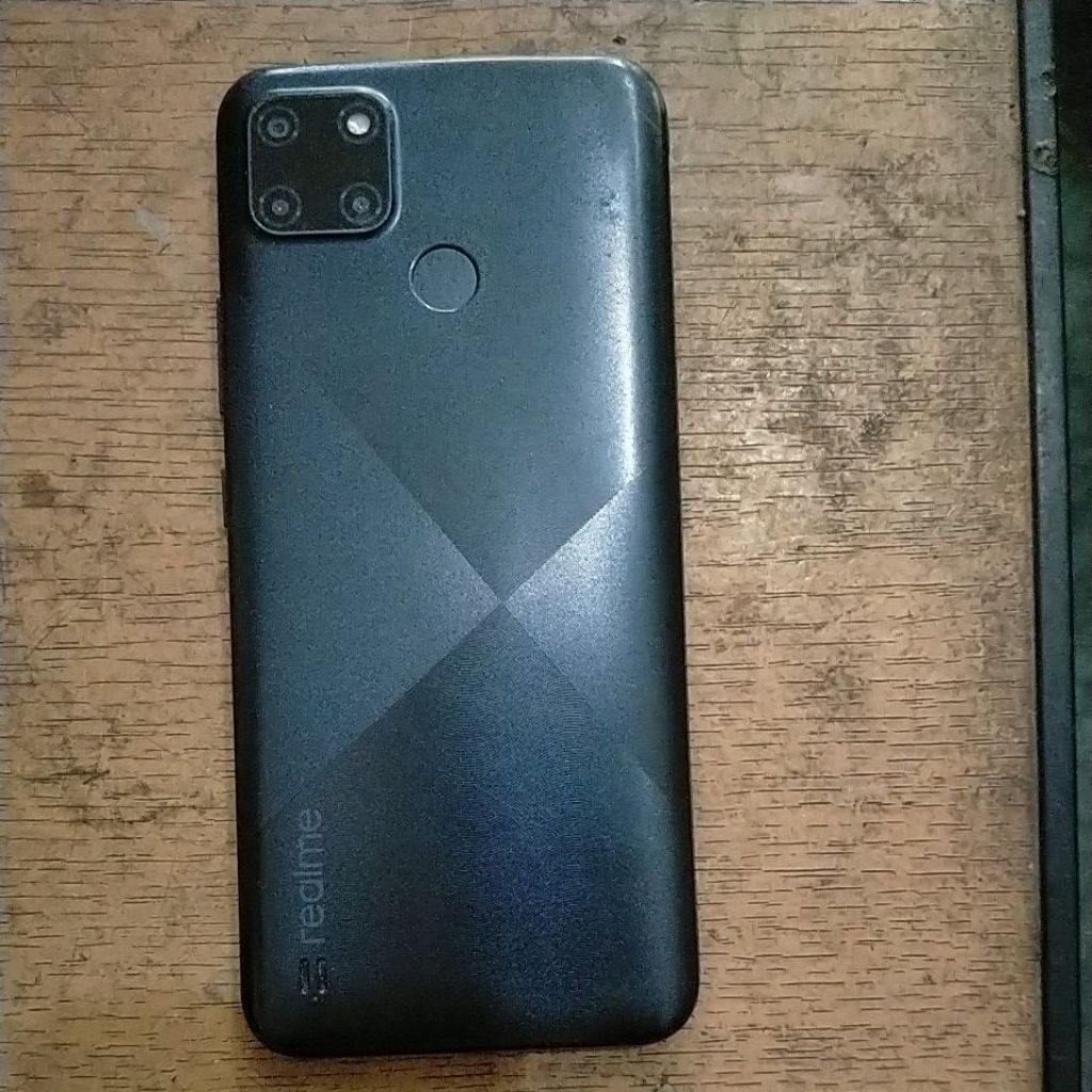 realme c21y ram 3 minus lcd retak harus ganti, mesin dan yg lainnya normal