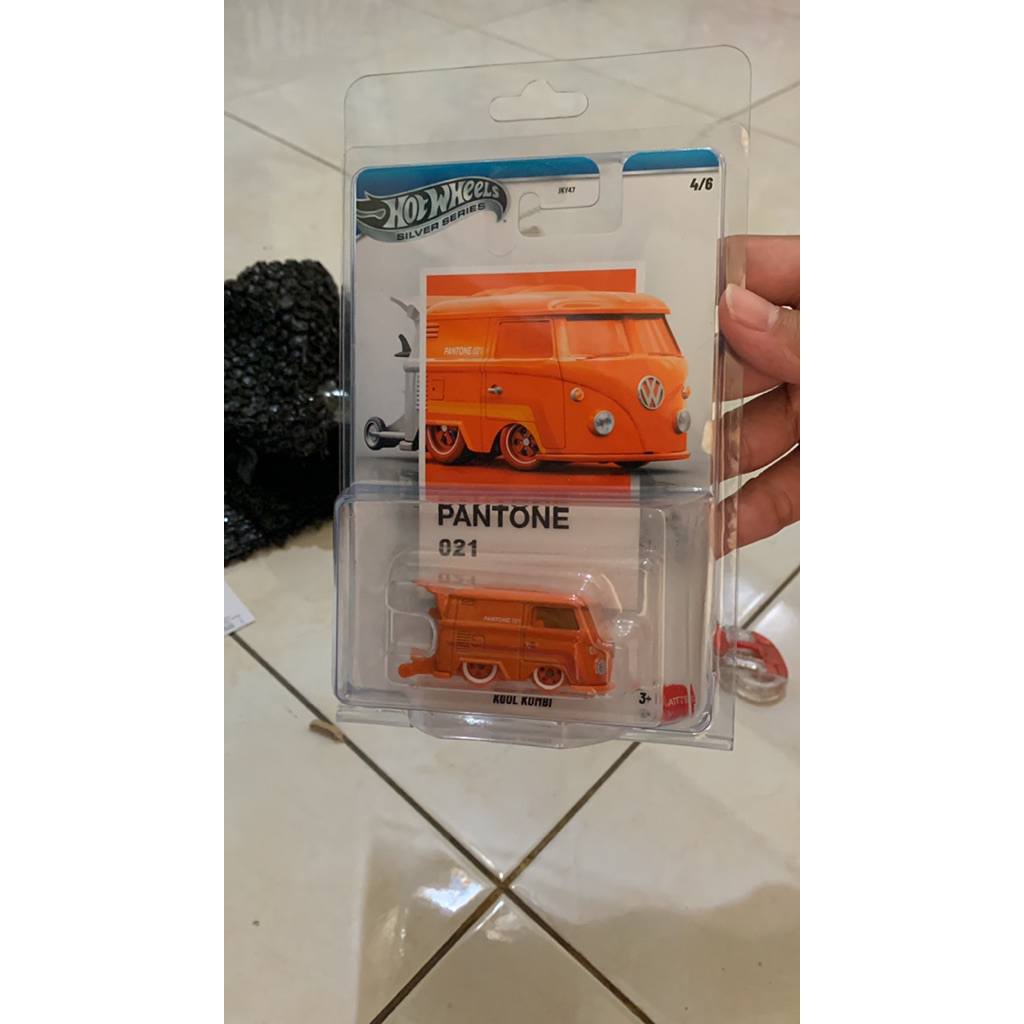Hot Wheels Vw Kool Kombi Pantone