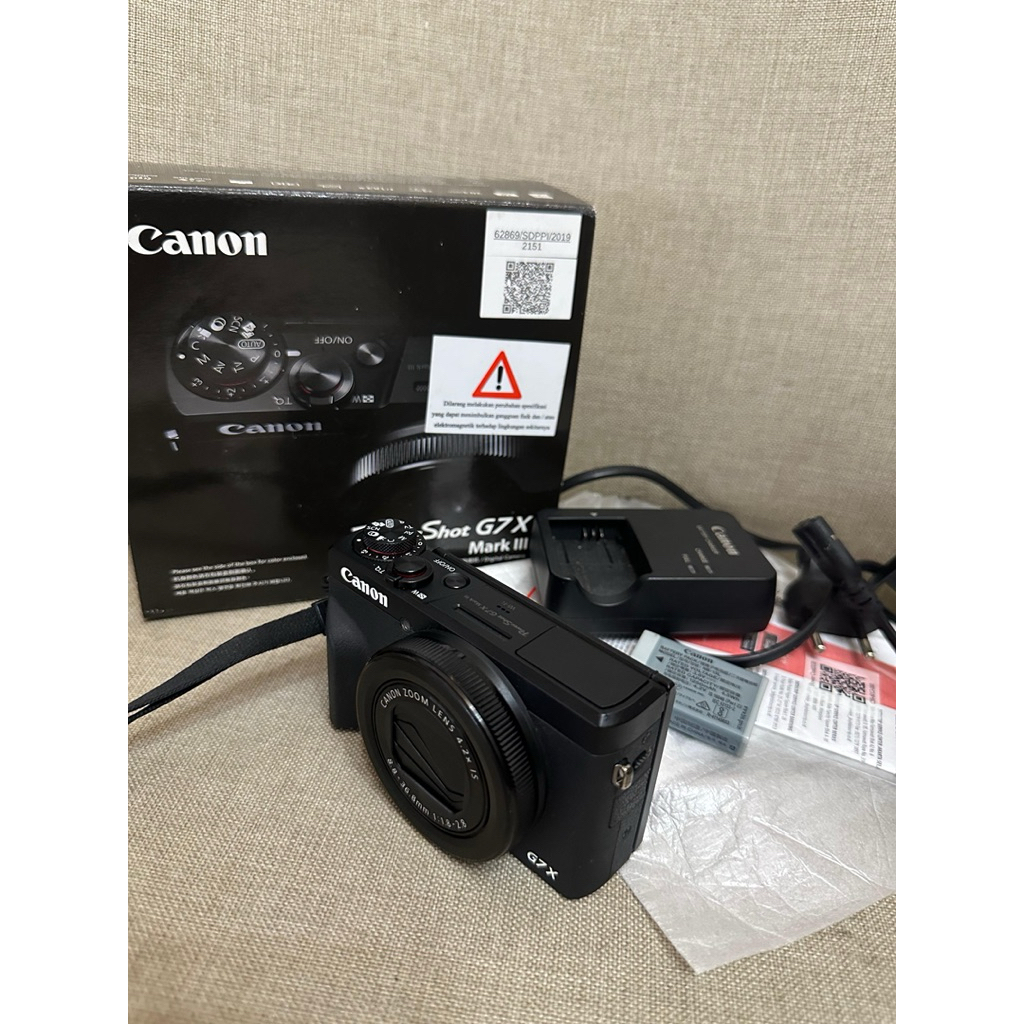 CANON G7X MARK III SECOND LIKENEW..