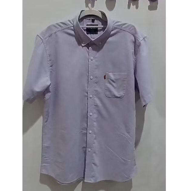 Preloved kemeja kerja lengan pendek/Kemeja Romon/kemeja cowok