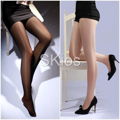 Shiny Stocking Open Crotch Pantyhose Transparant Bolong Tengah L200