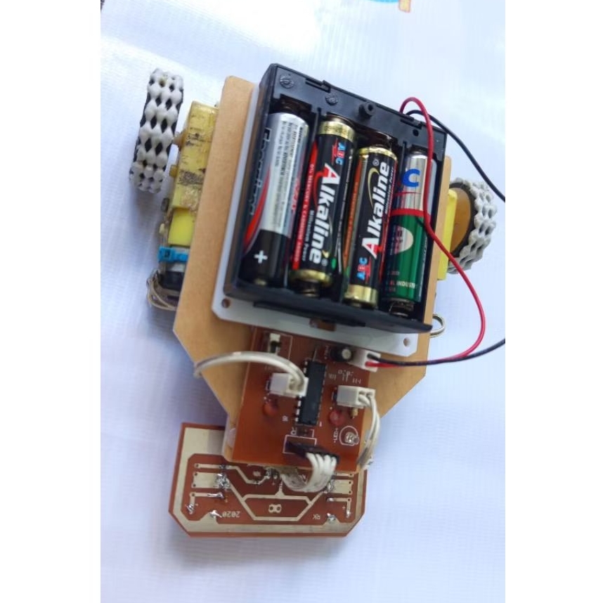 Robot line follower pengikut garis line tracer analog kit edukasi
