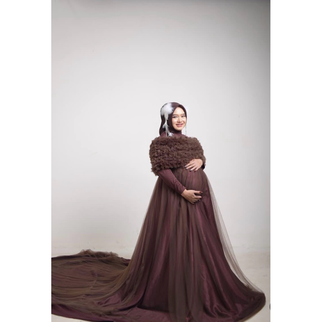 FOR RENT / DISEWAKAN MATERNITY GOWN MATERNITY DRESS PREWEDDING DRESS