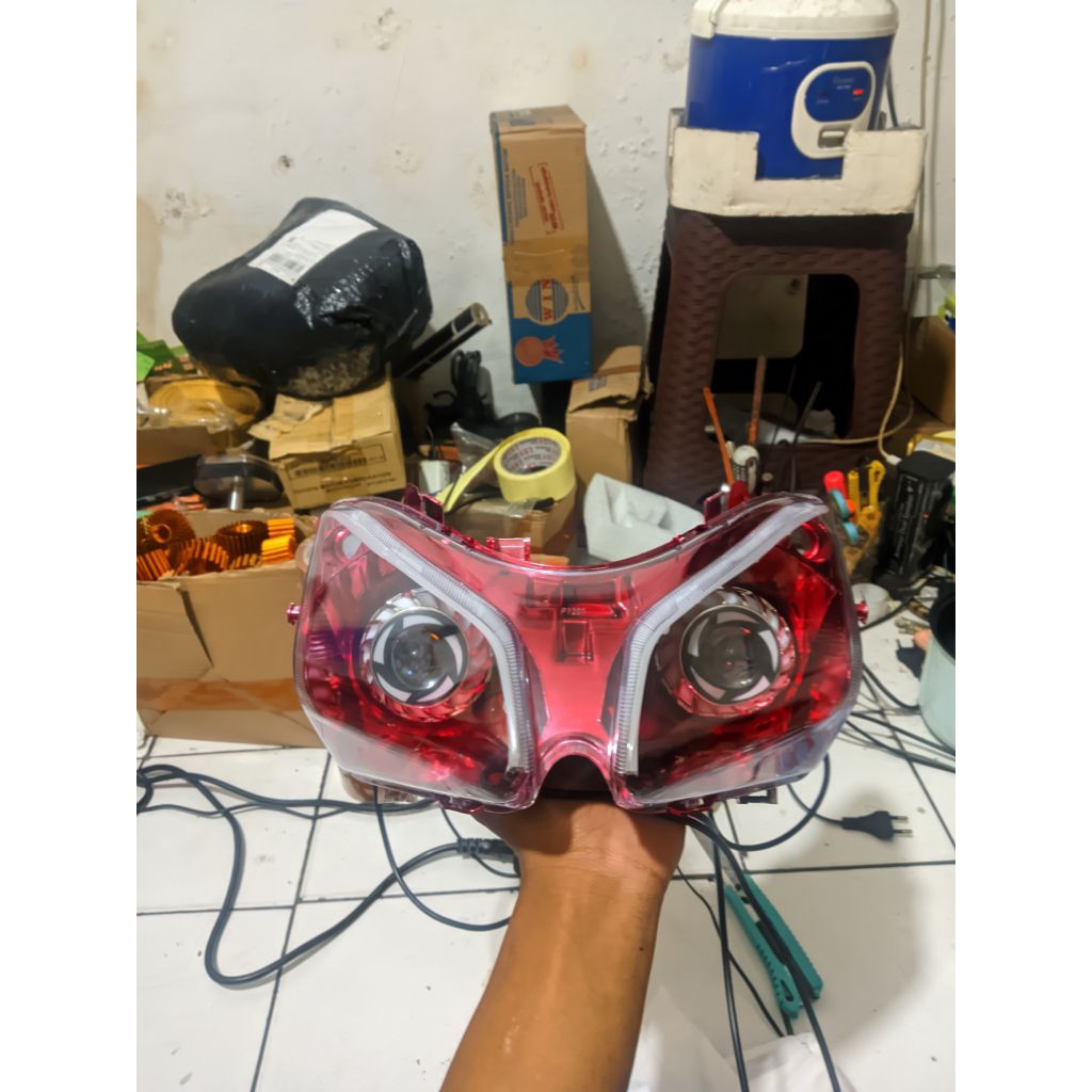 PAKET GANTENG REFLEKTOR VARIO 110 KARBU CUSTOM MERAH SET PROJIE PLUS ALIS RUNING KUALITAS MANTAP