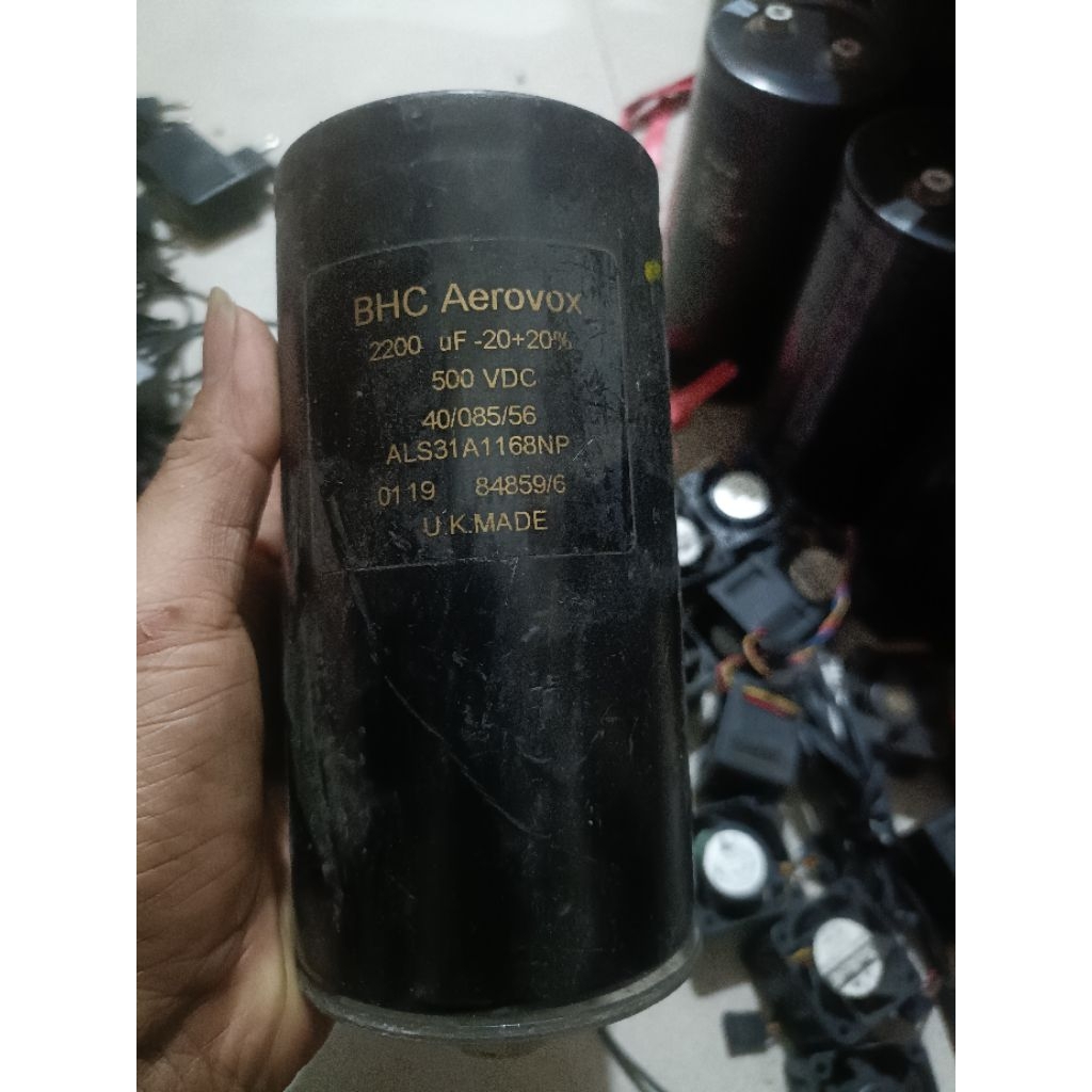ELCO JUMBO 500V 2200UF
