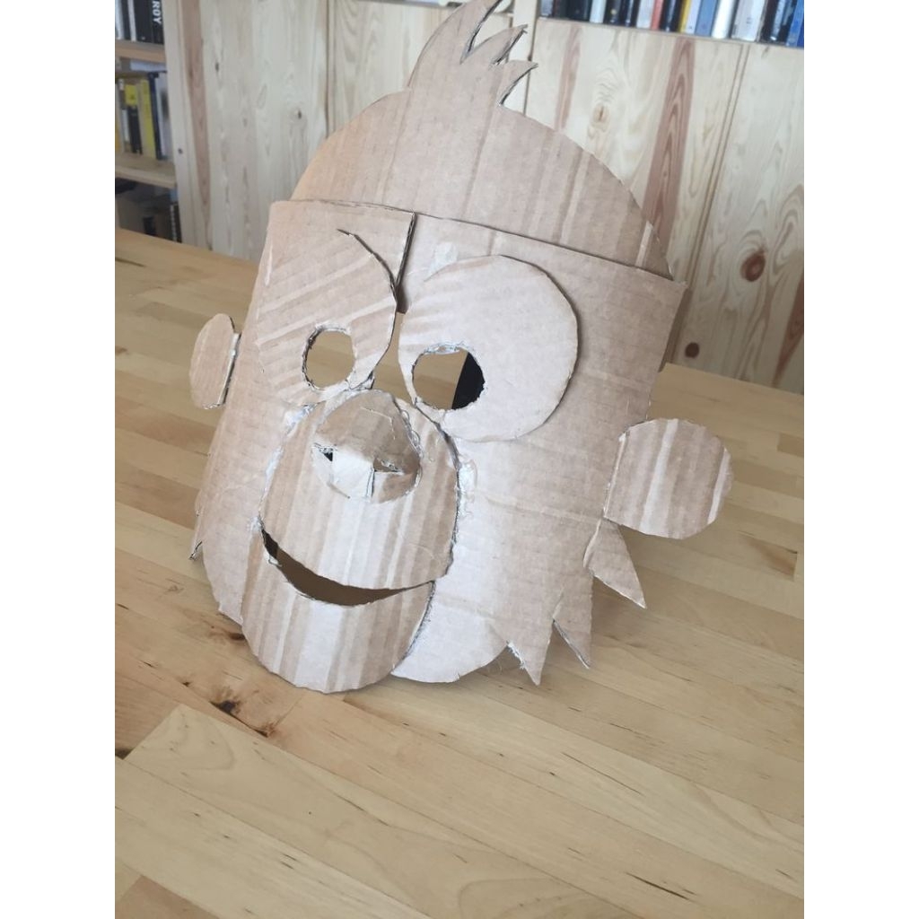 kerajinan topeng dari kardus bekas