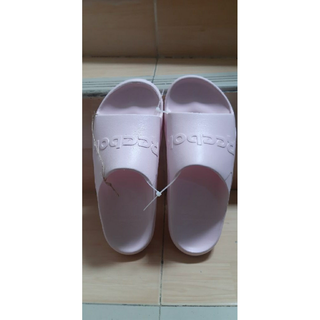 Reebok Clean Slide Sandals - Pinkbaru