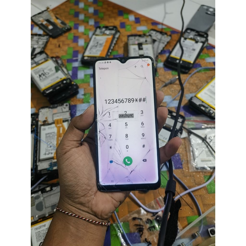 LCD SAMSUNG A20S ORI COPOTAN MINUS