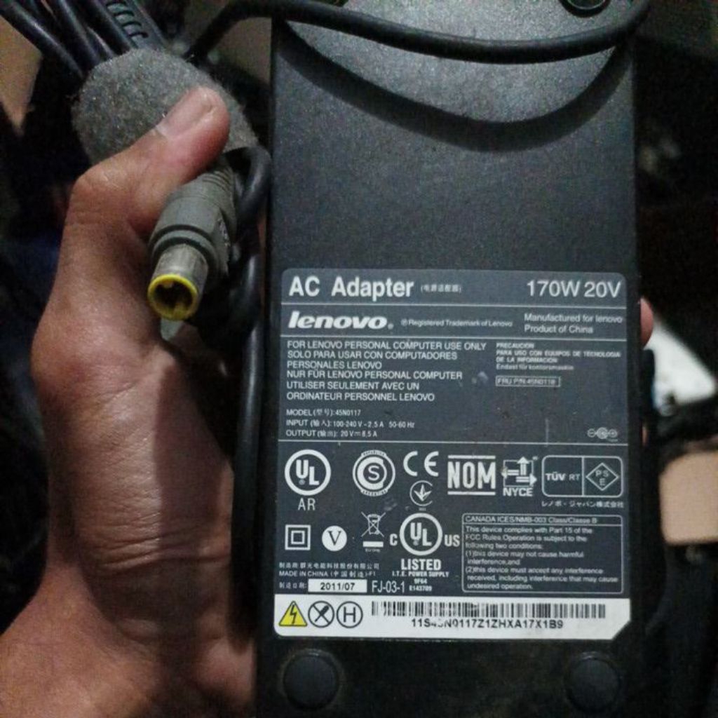 Adaptor Charger Second Laptop AIO Lenovo Thinkpad Lubang Jarum Besar 20v 170w 8.5a