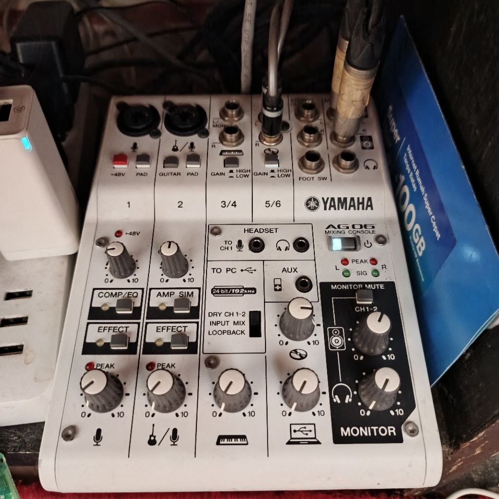 Yamaha AG06 Mixer Soundcard