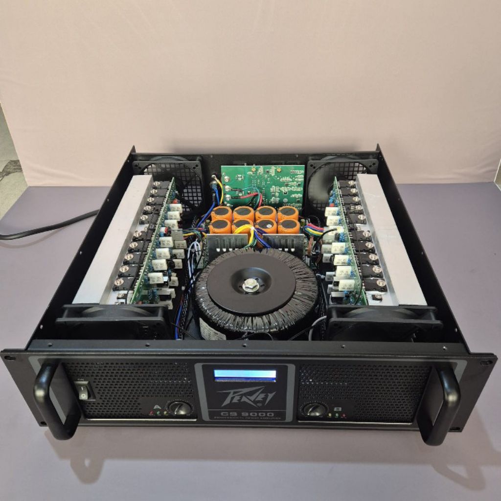 Power amplifier Peavey CS9000 power cs 9000