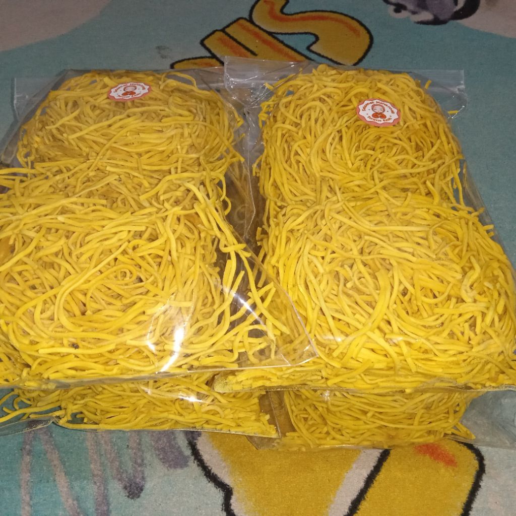 Mie Kering/Mie kuning mentah khas Padang