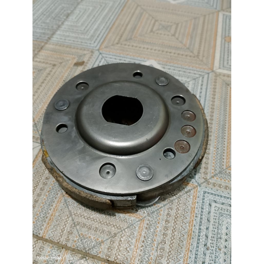 Dudukan Kampas Ganda Vario/N-max/Mio M3 1 Set Copotan Original