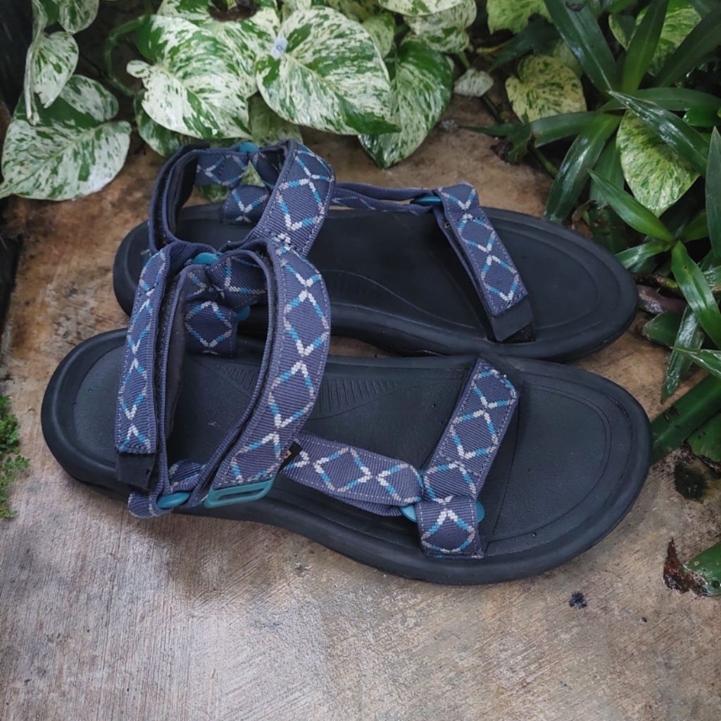 sandal gunung second teva size 43(28cm)