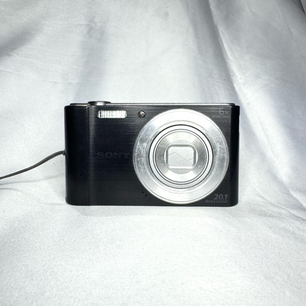 Kamera Digital Sony CyberShot DSC-W810 (Digicam)