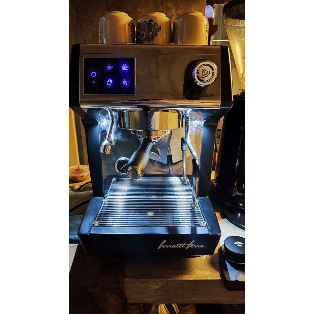 mesin kopi Ferratti Ferro FCM 3200 DX