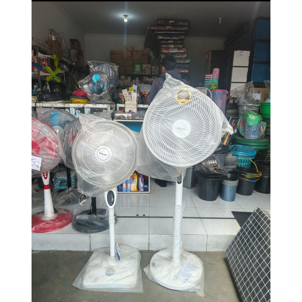 kipas miyako berdiri