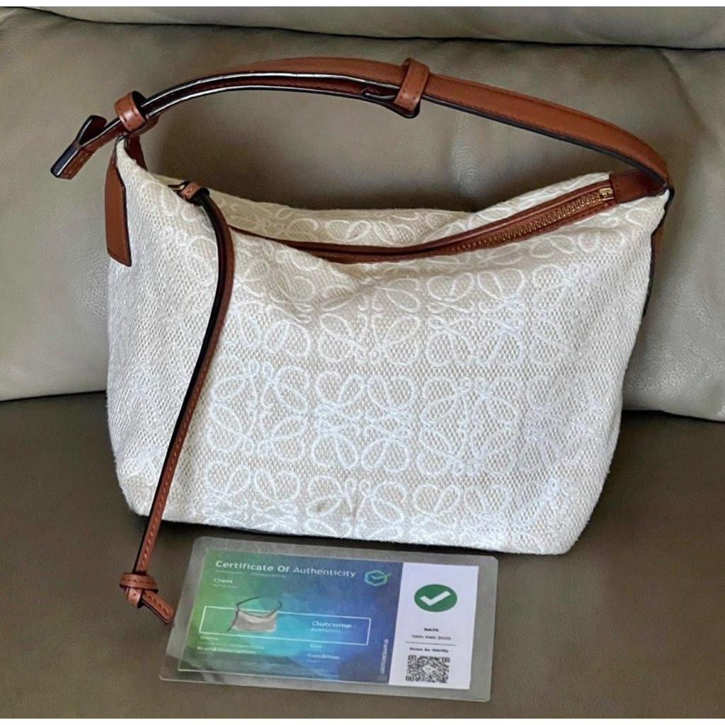 PL Authentic Loewe Cubi