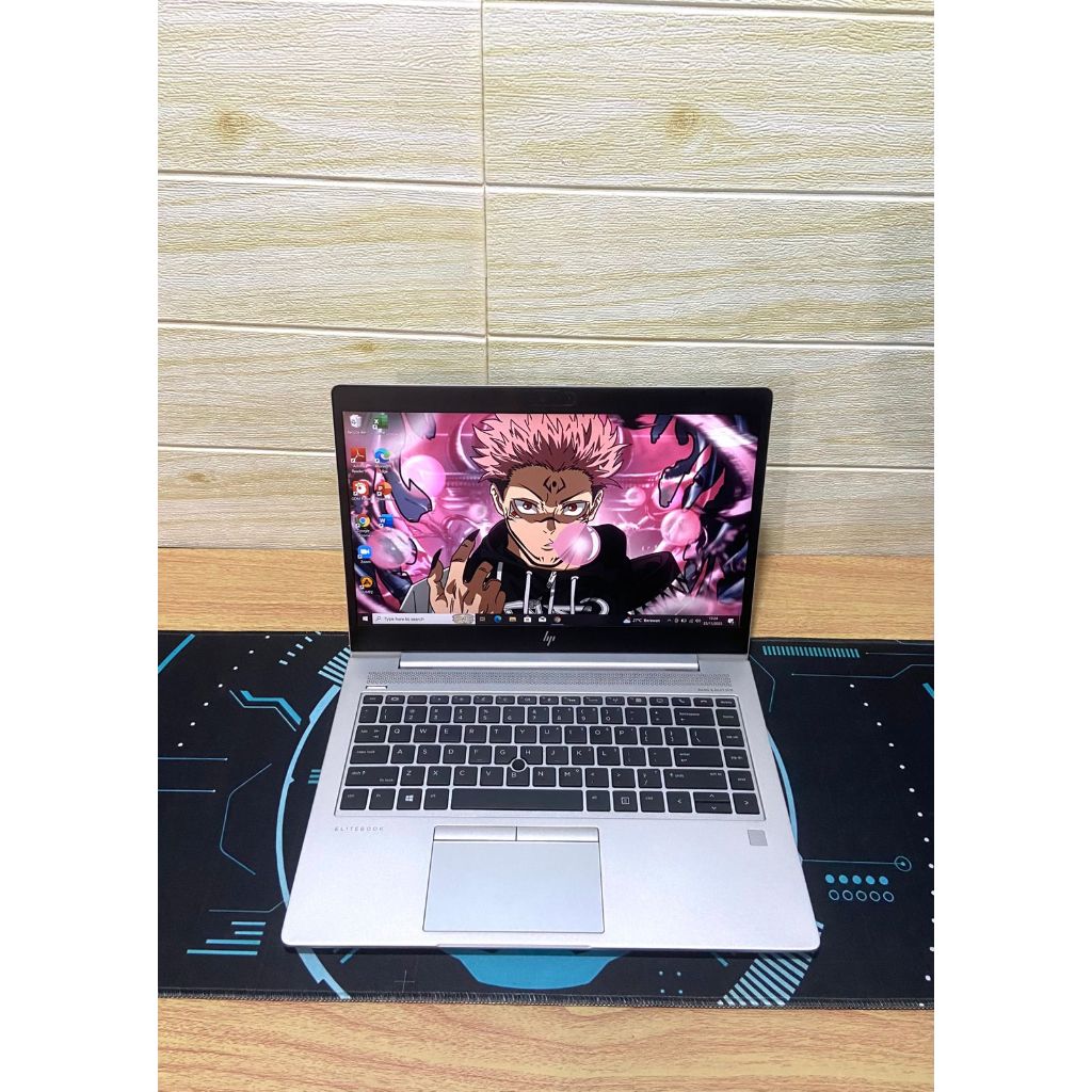 HP EliteBook 745 G5 //AMD Ryzen 5 PRO 2500U //RAM 8GB //Ssd 256GB //vga amd vega 8Gfx