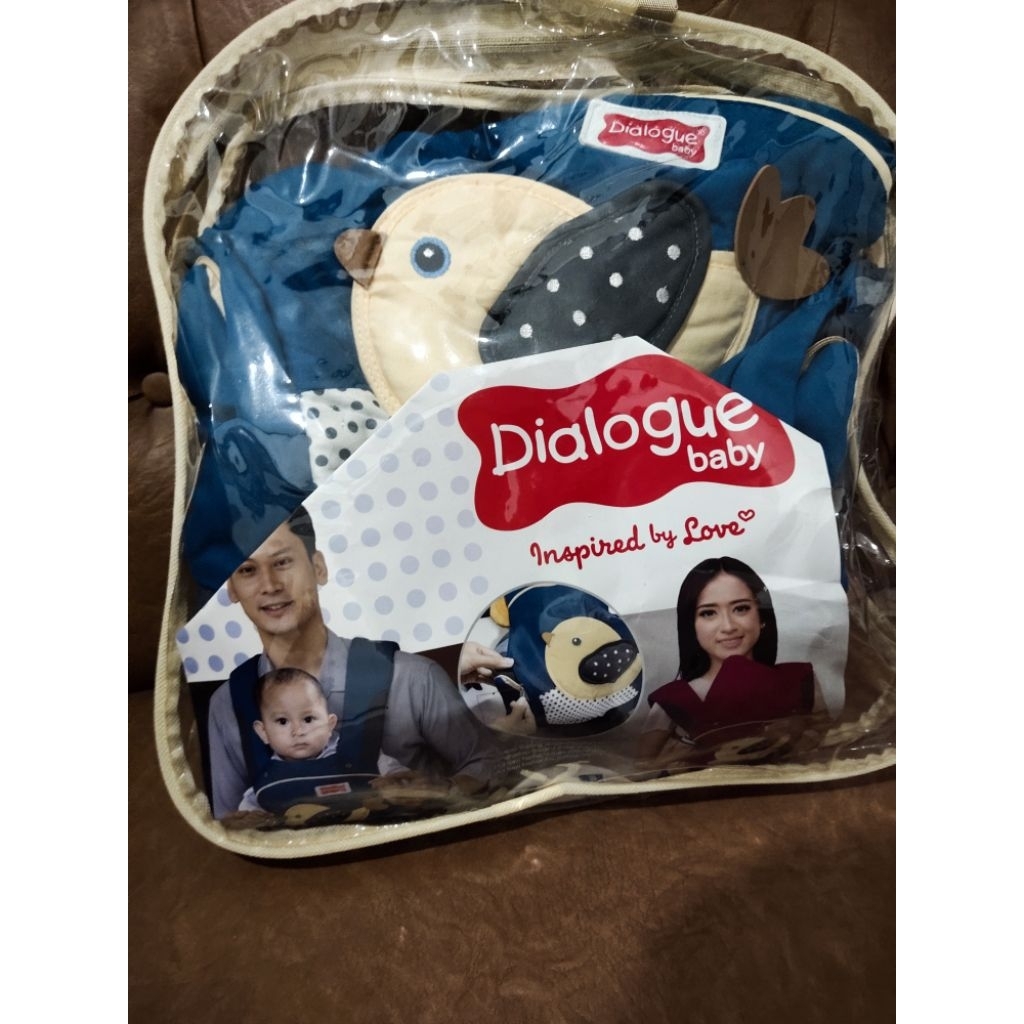 New Dialogue Baby gendongan depan