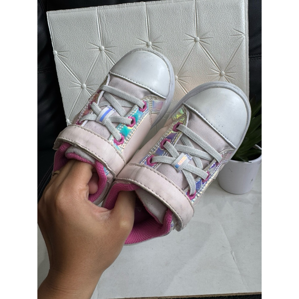 Sepatu Anak Perempuan FILA Warna Pink Putih Size 26 Insole 18 Preloved Original