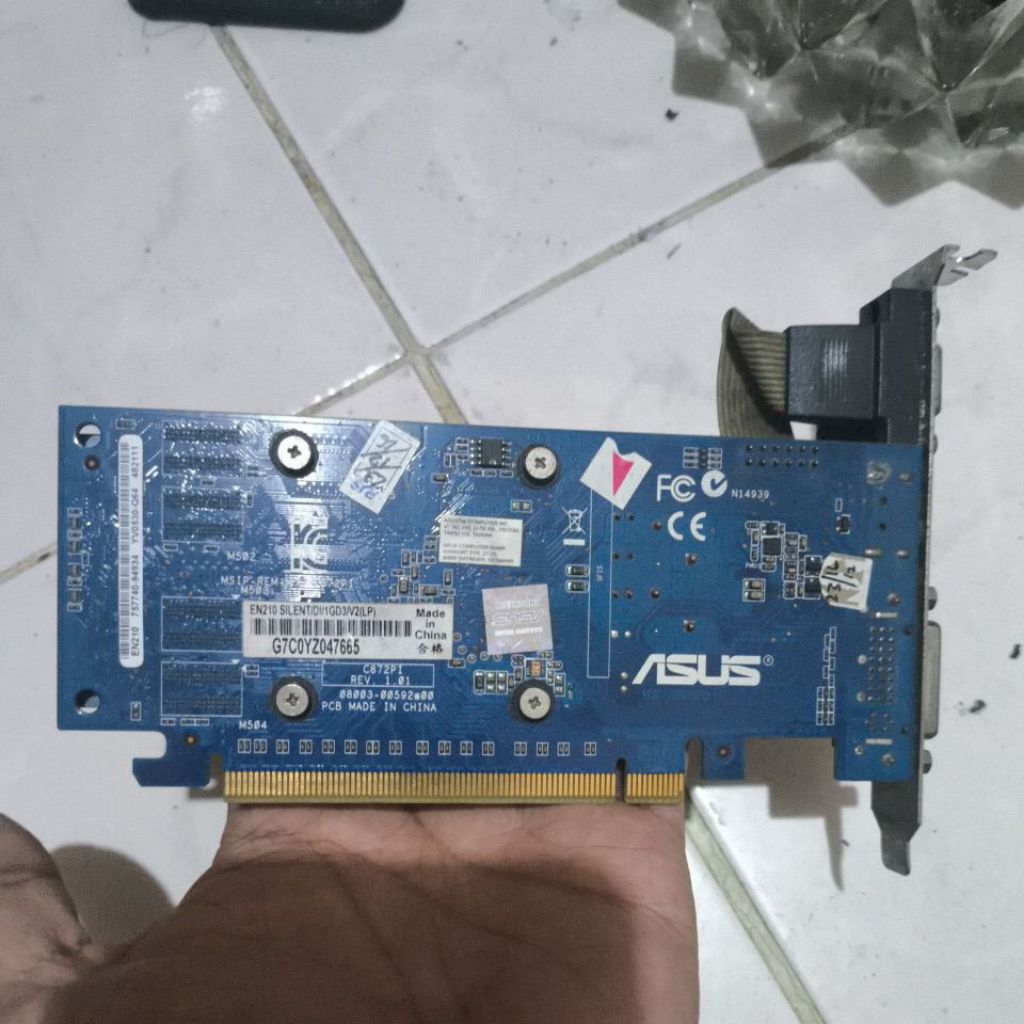 vga asus gt210 1 gb
