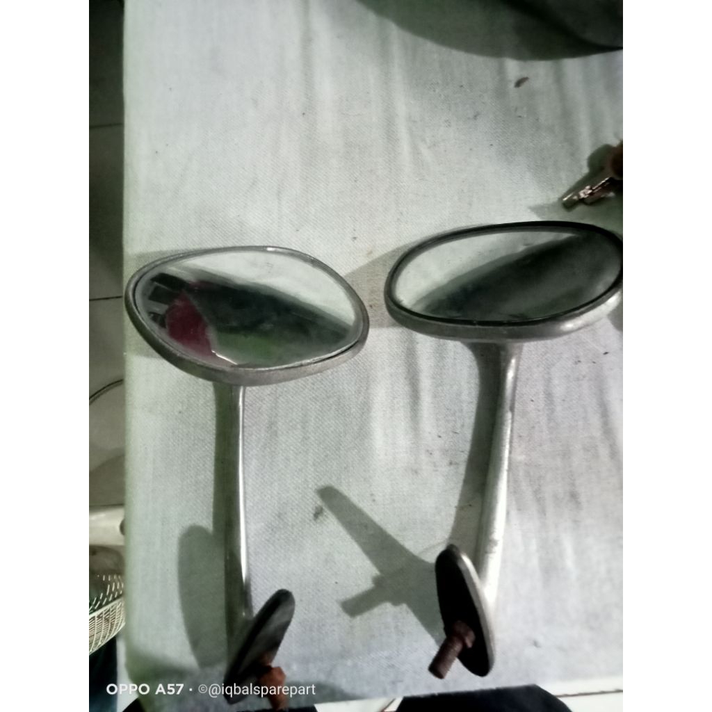 spion tanduk classic corolla DX/78,79,80