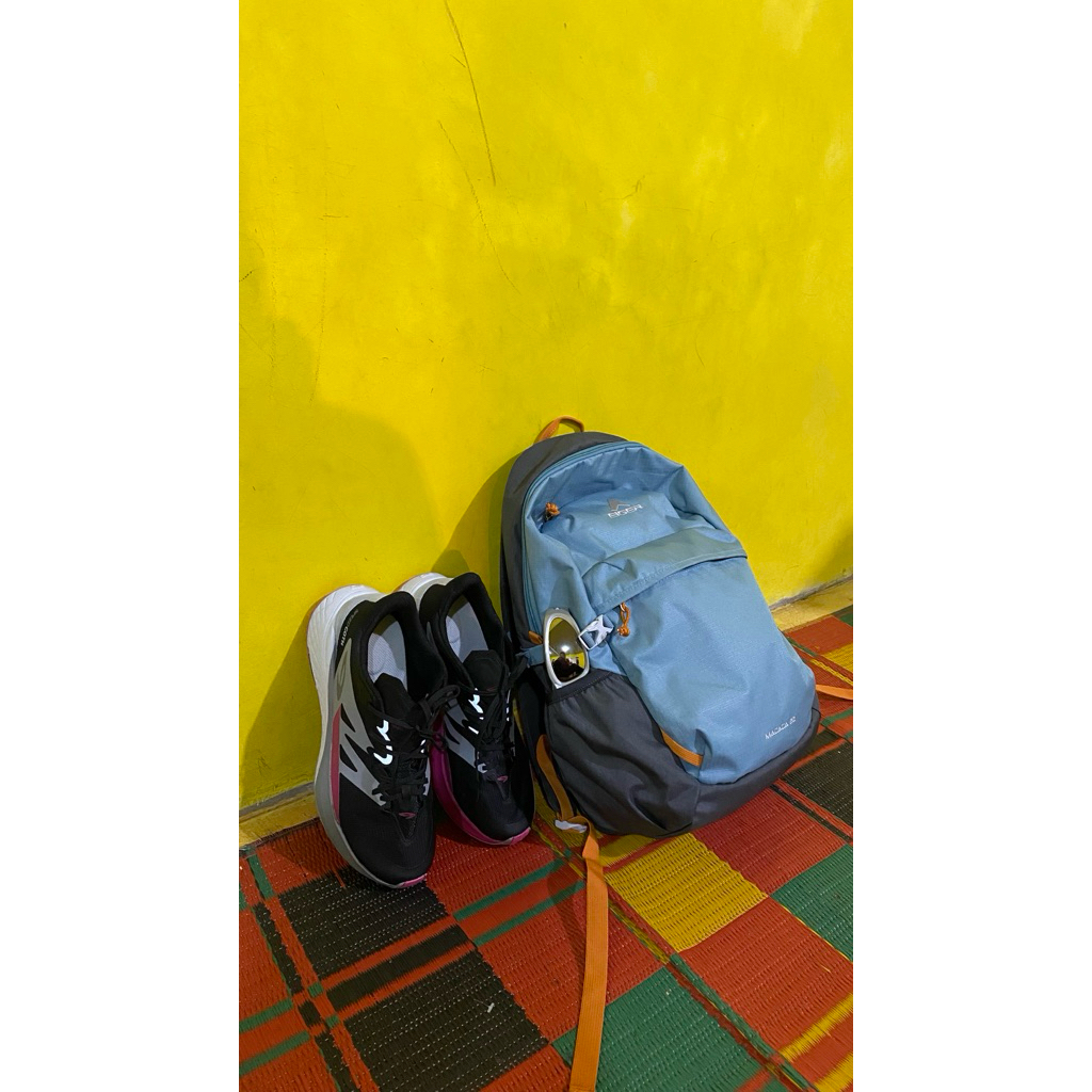 PRELOVED EIGER MACACA 22 BLUE