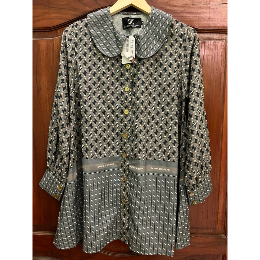 NEW ZASKIA SUNGKAR SIZE M