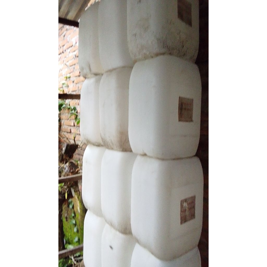 jerigen 20 liter BEKAS