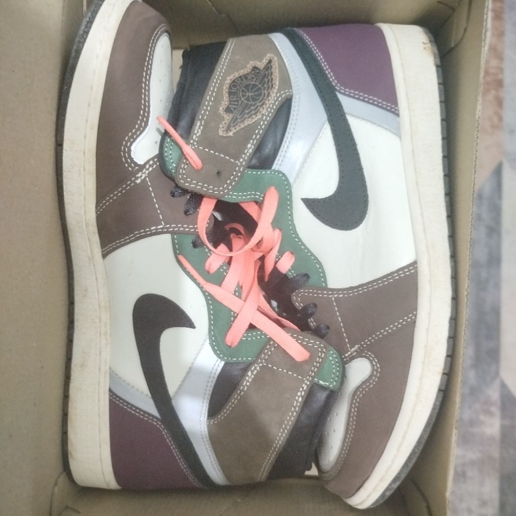 Sepatu Nike Air Jordan 1 Retro High OG