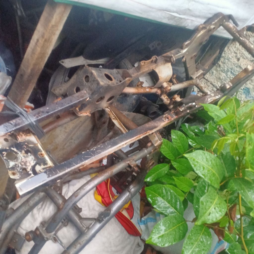 rangka satria hiu orijinal