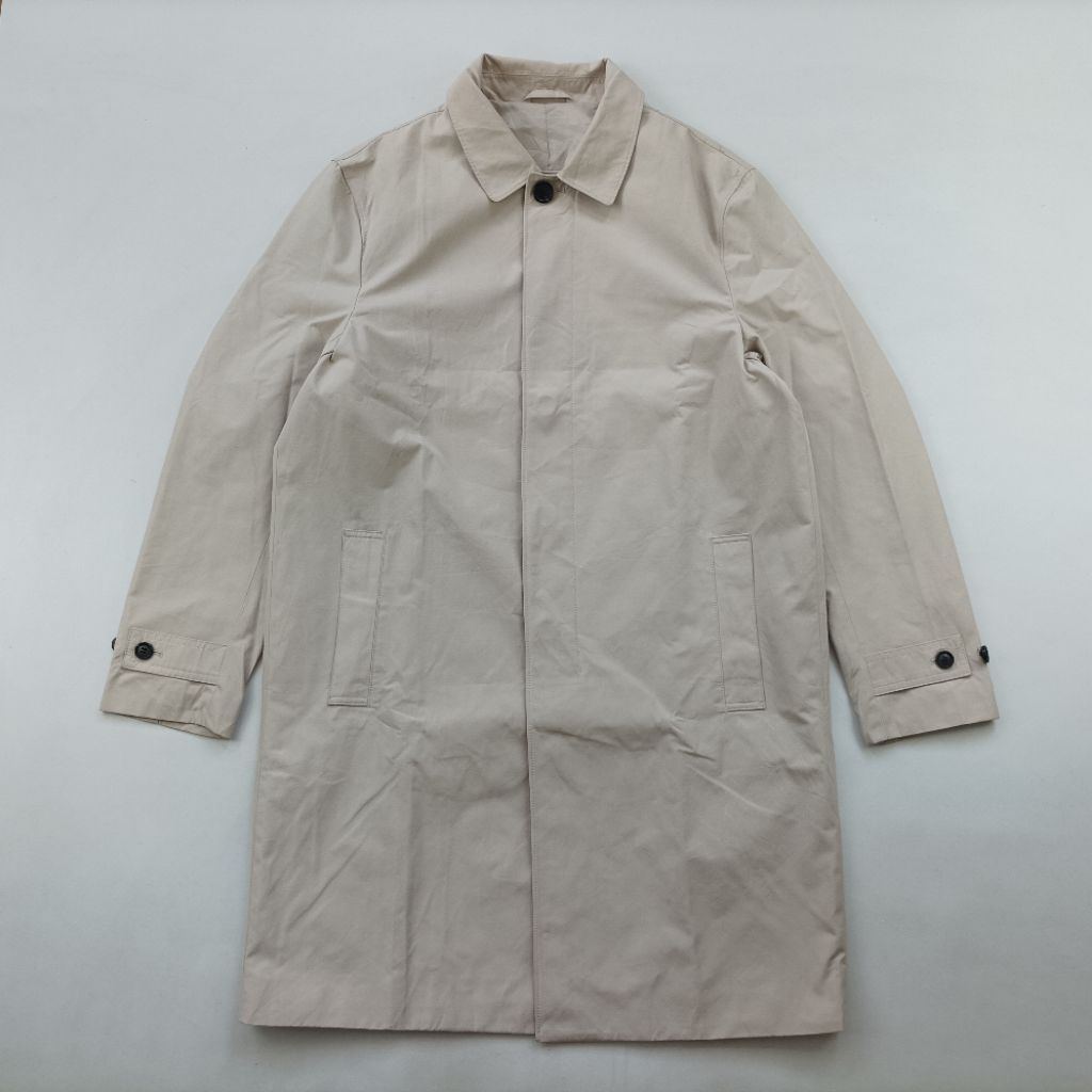 Giordano winter Coat size L Pria K036