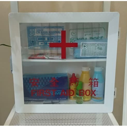 Terlaris Kotak P3K Plus Isi / Kotak P3K Plus Isi Lengkap dengan isinya