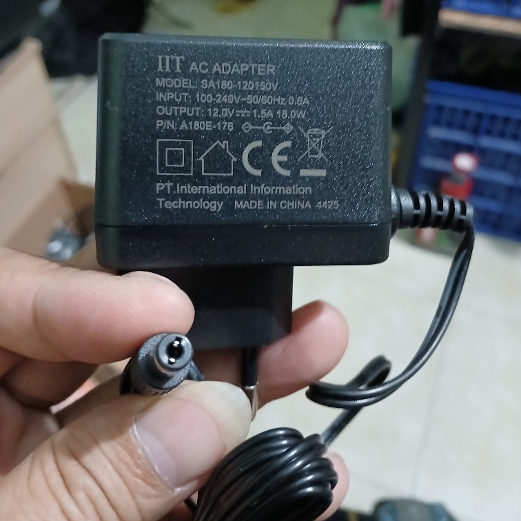 ADAPTOR  12V 1.5A ADAPTOR ROUTER MODEM CCTV ORIGINAL