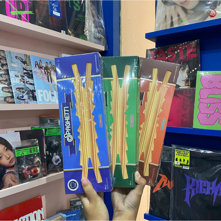 ALBUM LE SSERAFIM - SPAGHETTI