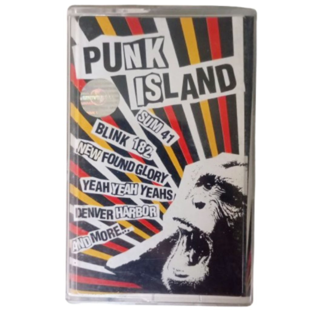 kaset pita - compilation - Punk Island - blink-182, new found glory, sum41, weezerr, yeah yeah yeah,