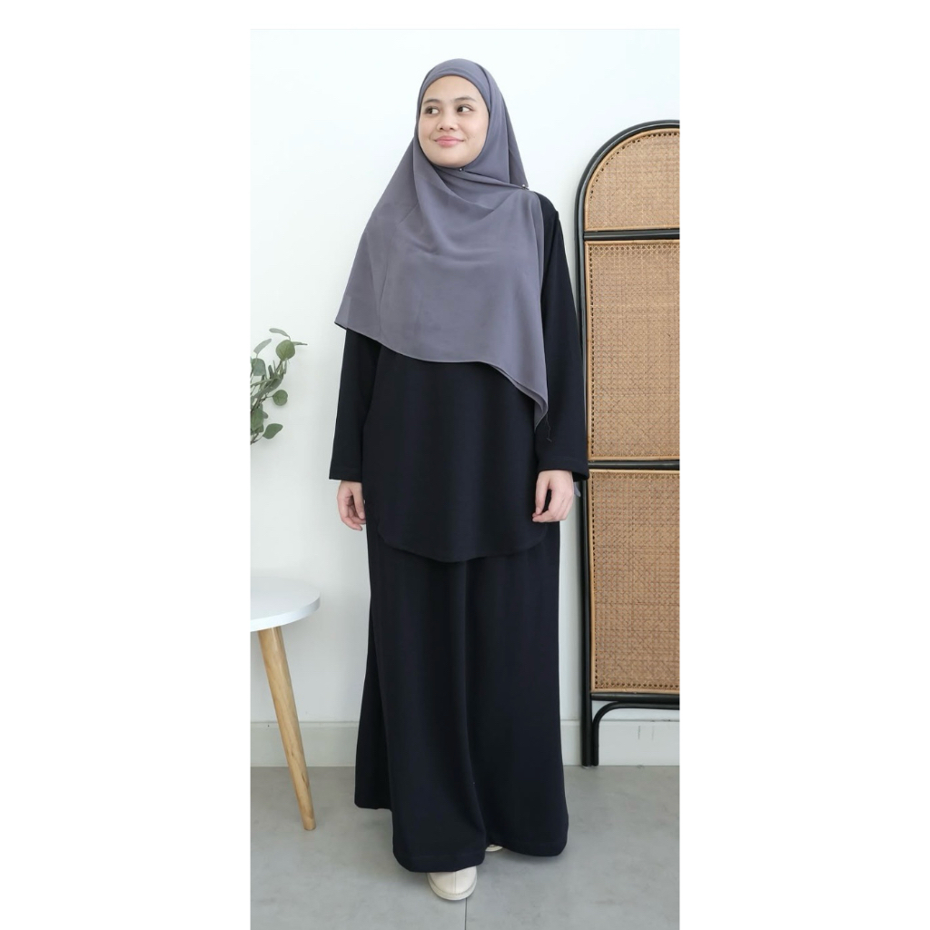 By Meldev knit skirt