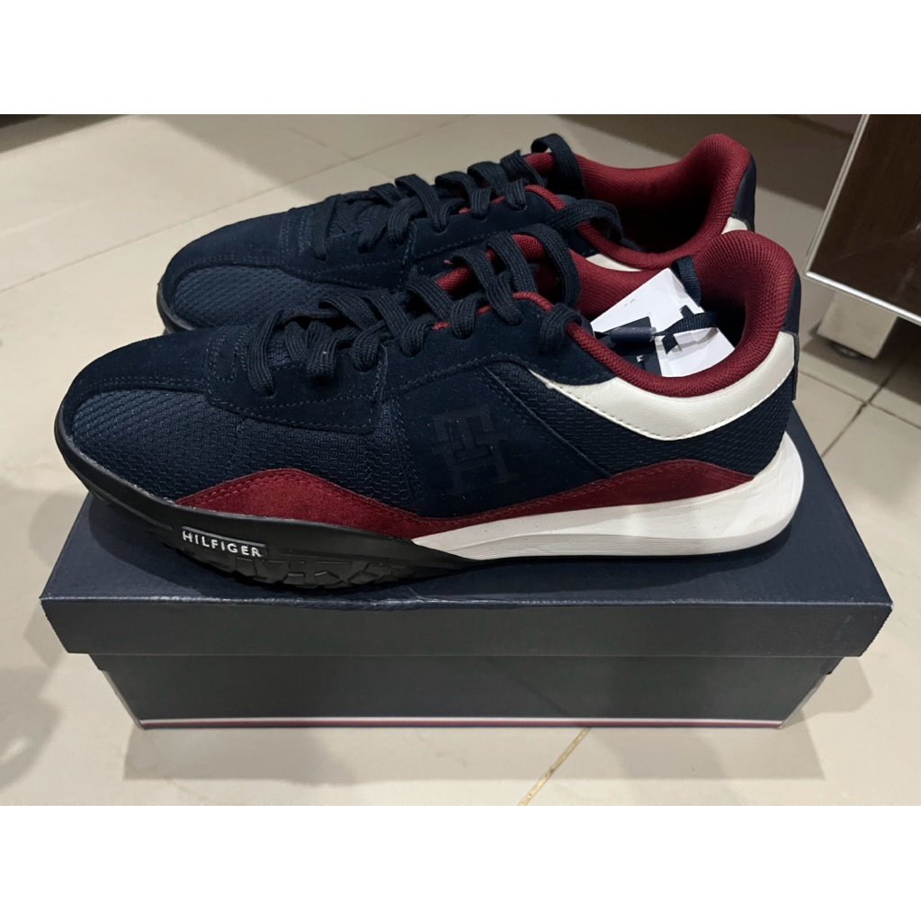 [Preloved] Tommy Hilfiger Men’s Shoes Size 42