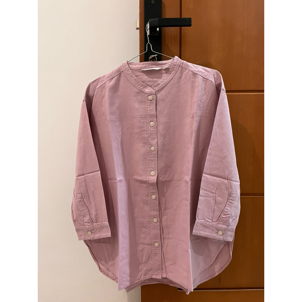 Preloved - Uniqlo Linen shirt open collar