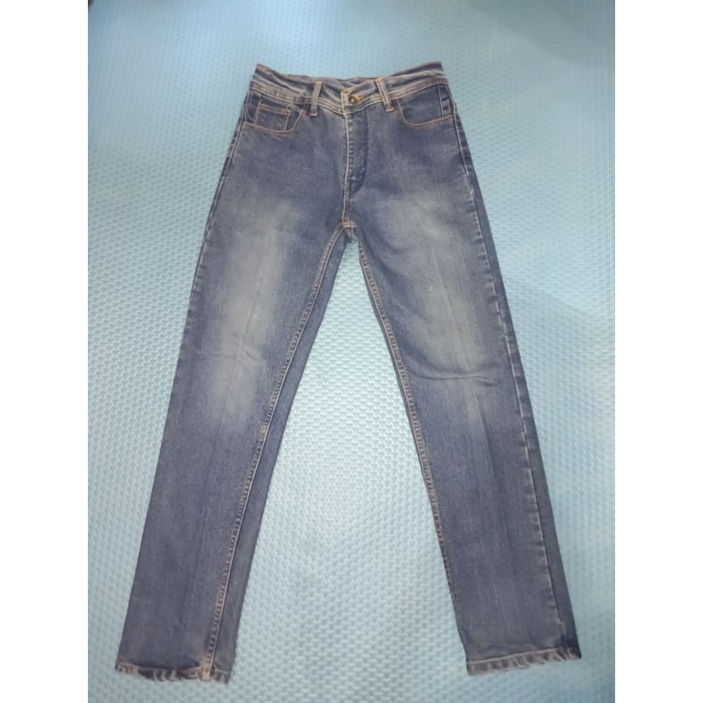 Celana Jeans cowok PRELOVED