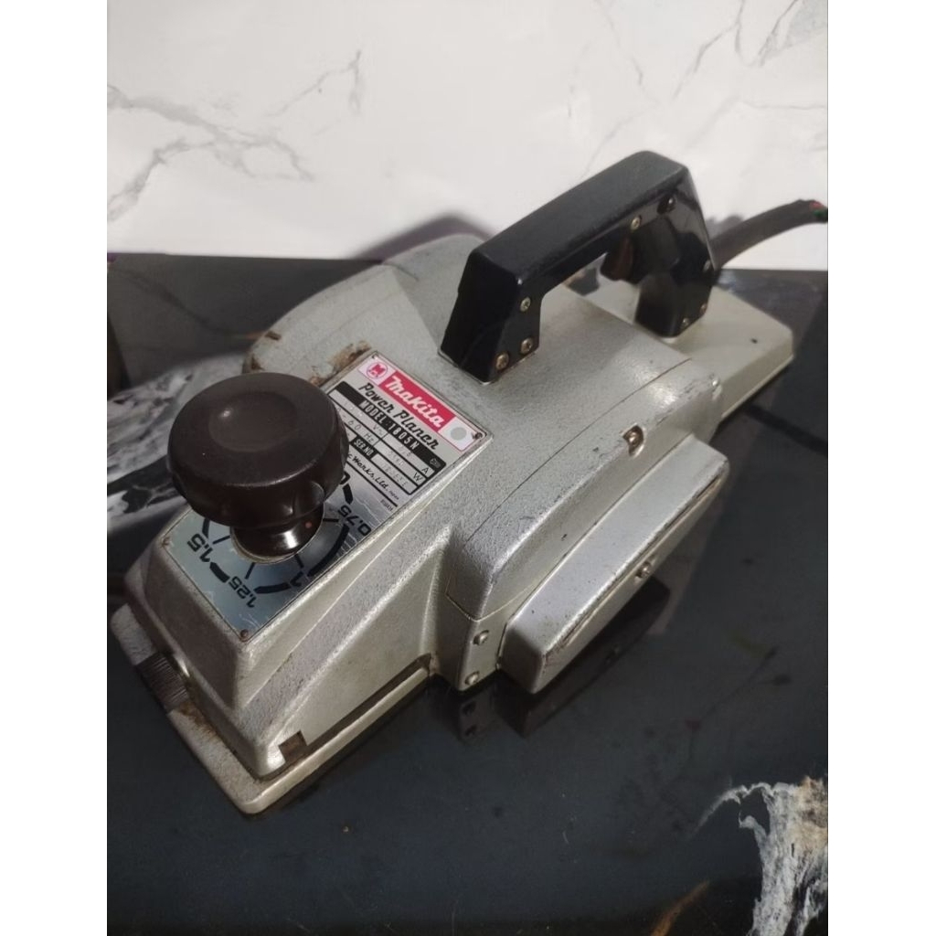 Mesin Serut Kayu Besar MAKITA 1805N/Ketam robot makita Original made in Jepang