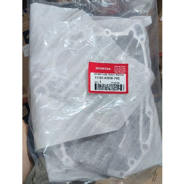 11101KWW740 Crankcase Comp R – Revo 110 New 11101-KWW-740