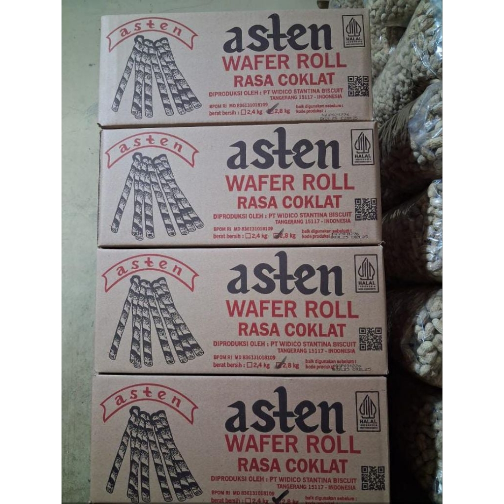 1 DUS (2.8KG) ASTOR PANJANG ASTEN COKLAT , WAFER ROLL