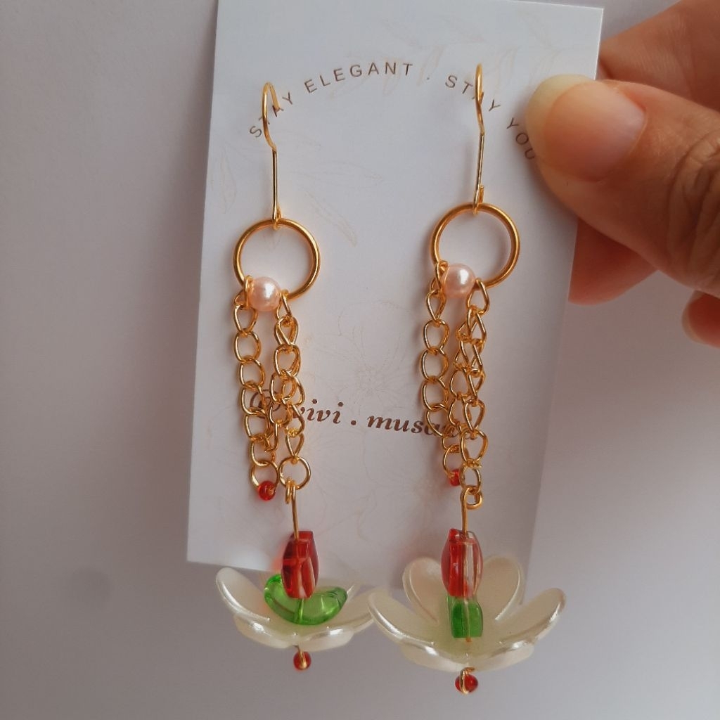 Water Lily | anting merah rantai panjang anting lucu handmade